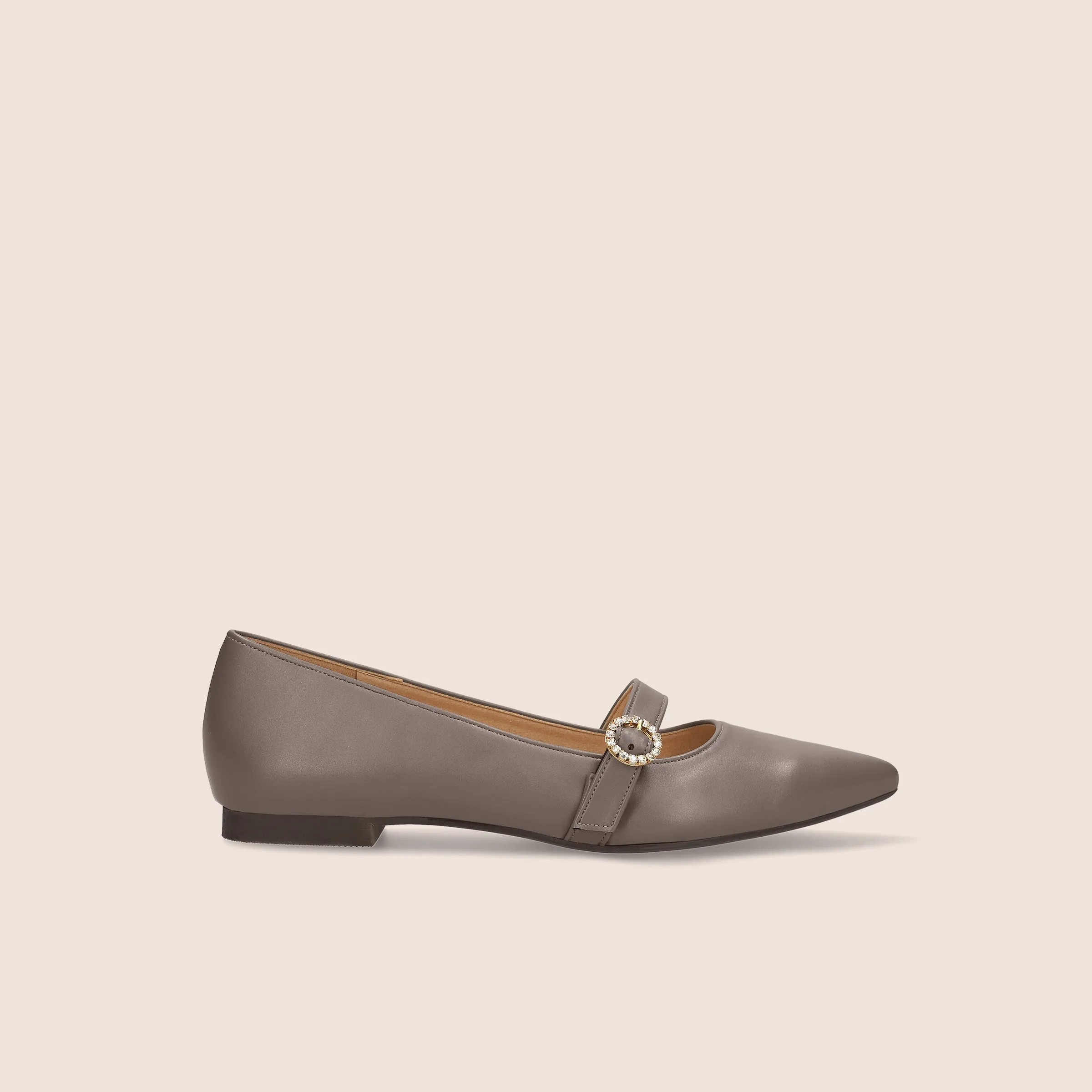 44% OFF: 2022AW: Instep Strap Flat Shoes (m17005) Black