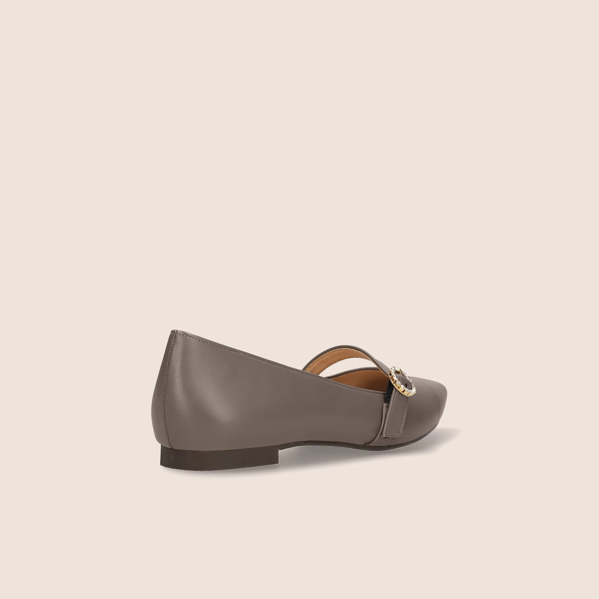 44% OFF: 2022AW: Instep Strap Flat Shoes (m17005) Black