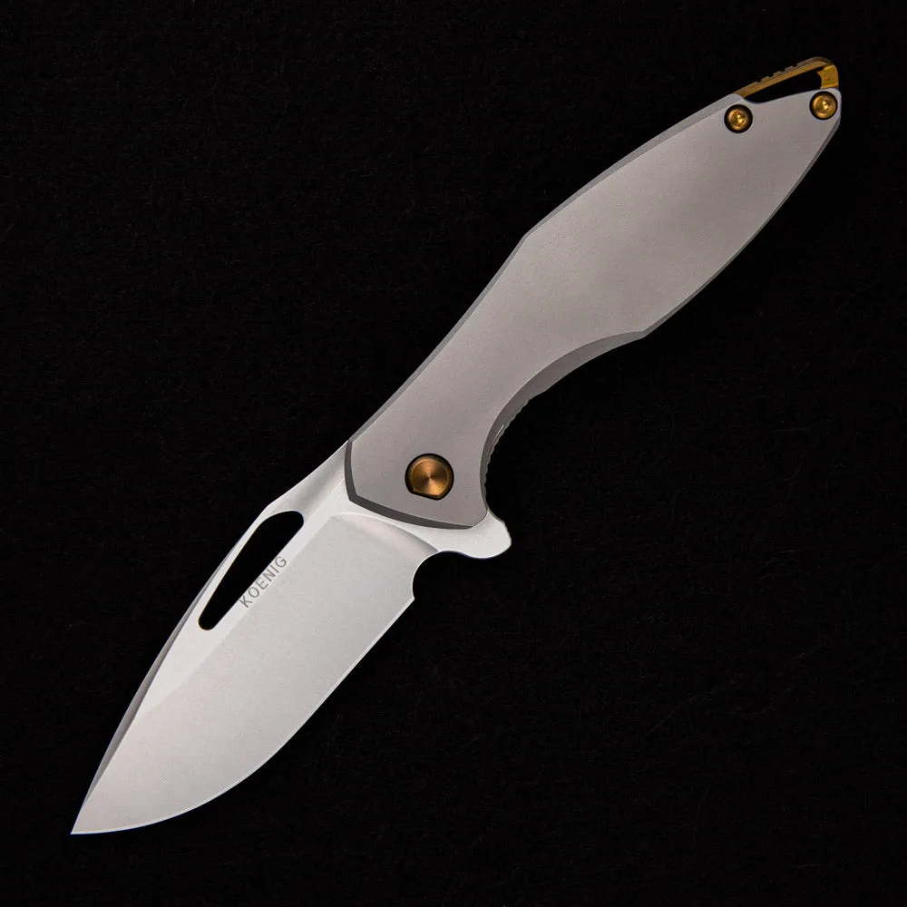 ARIUS – SMOOTH TITANIUM HANDLE – BRONZE HARDWARE – BURNISHED W/ POLISHED FLATS M390 BLADE