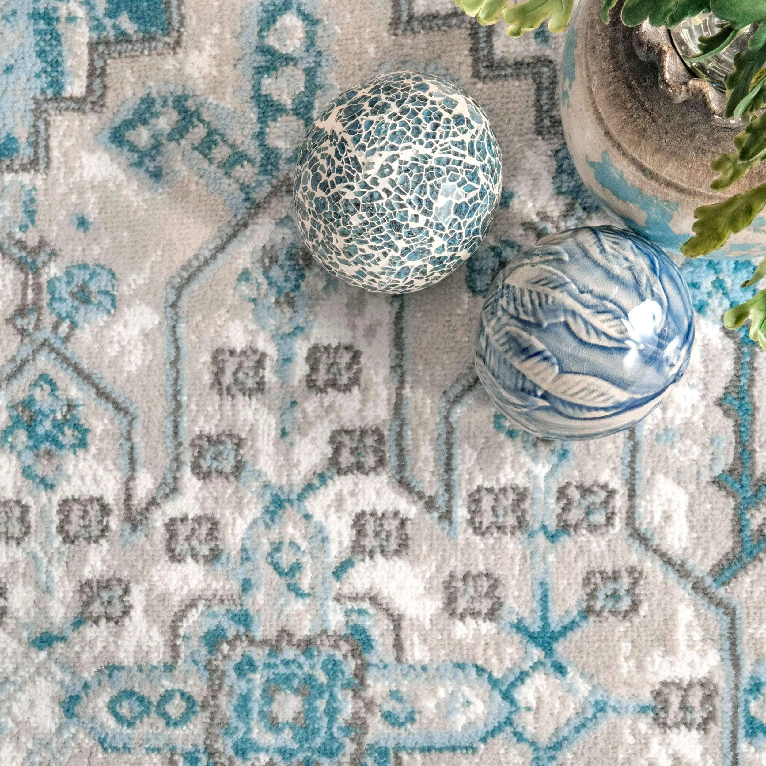 BLUE BARBED MEDALLION RUG