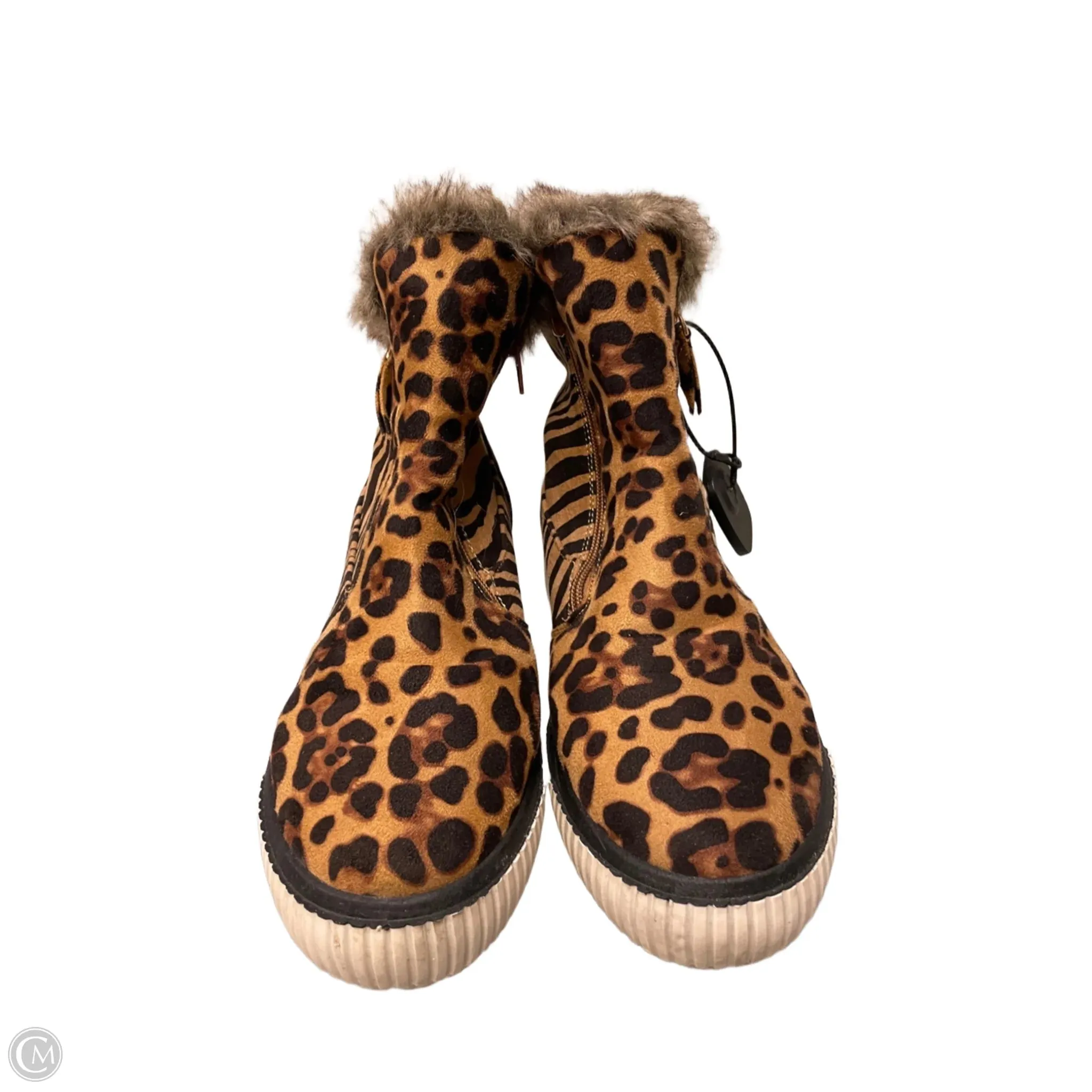 Boots Ankle Flats By Charming Charlie In Animal Print, Size: 8