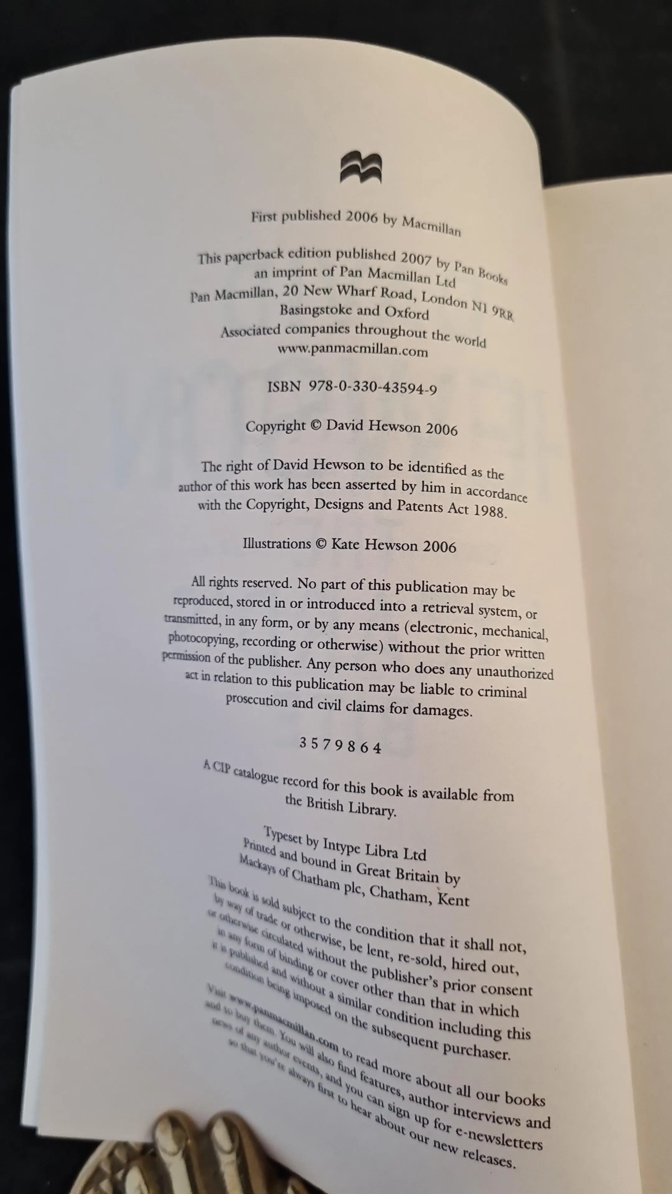 David Hewson - The Lizard's Bite, Pan Books, 2007, Paperbacks
