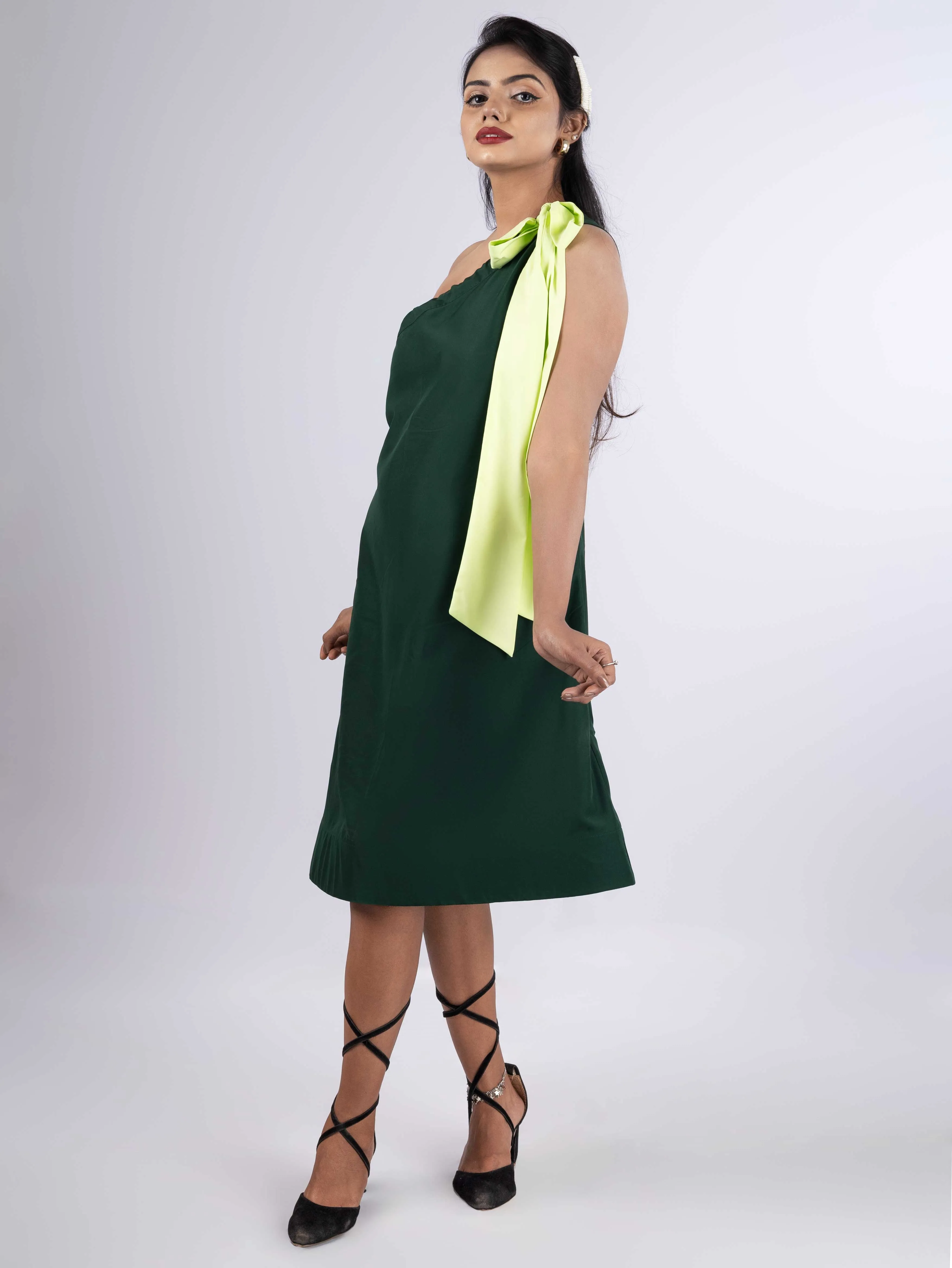 DREAMY EMERALD GREEN  ONE SHOULDER ROBE