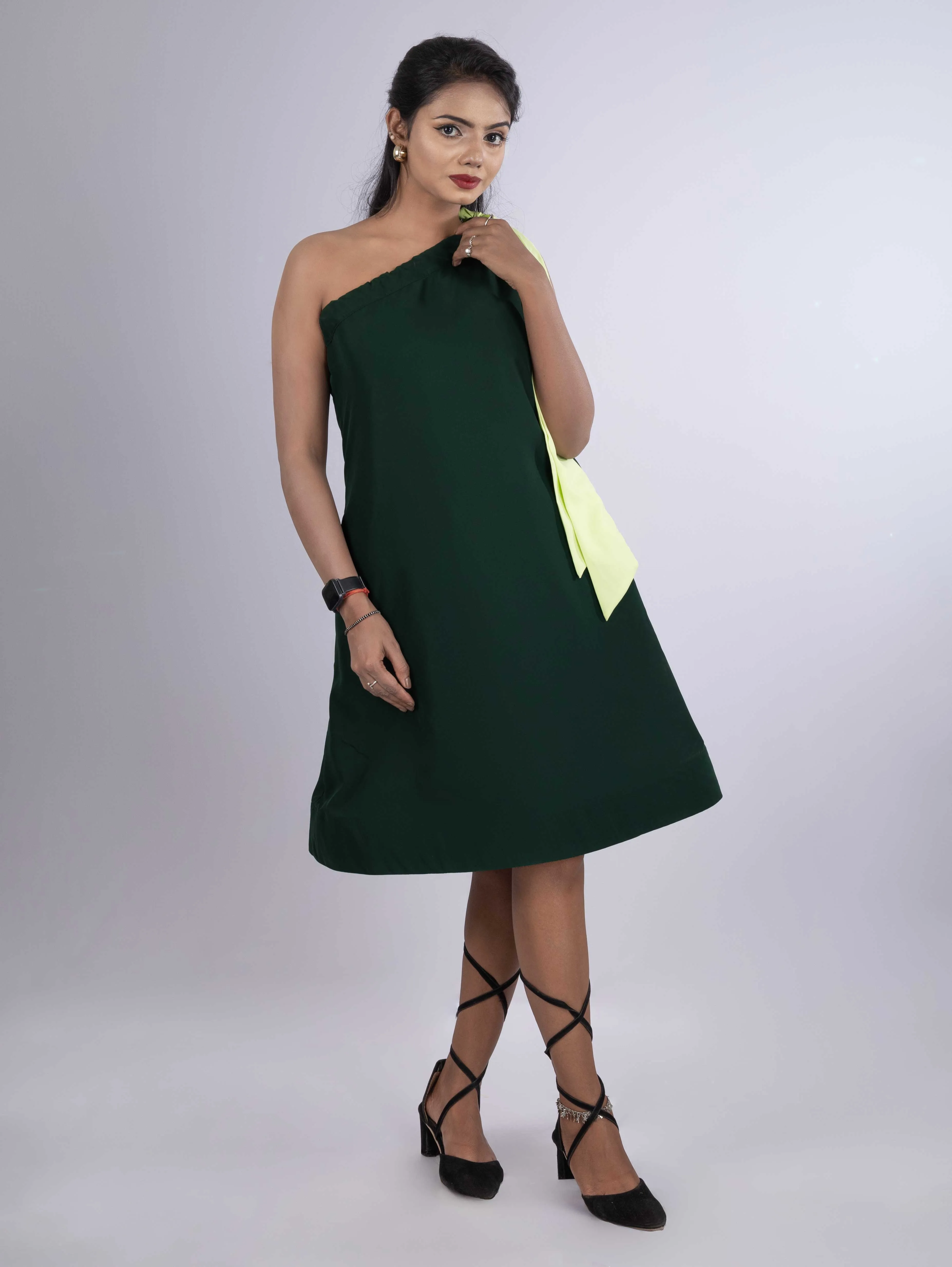 DREAMY EMERALD GREEN  ONE SHOULDER ROBE