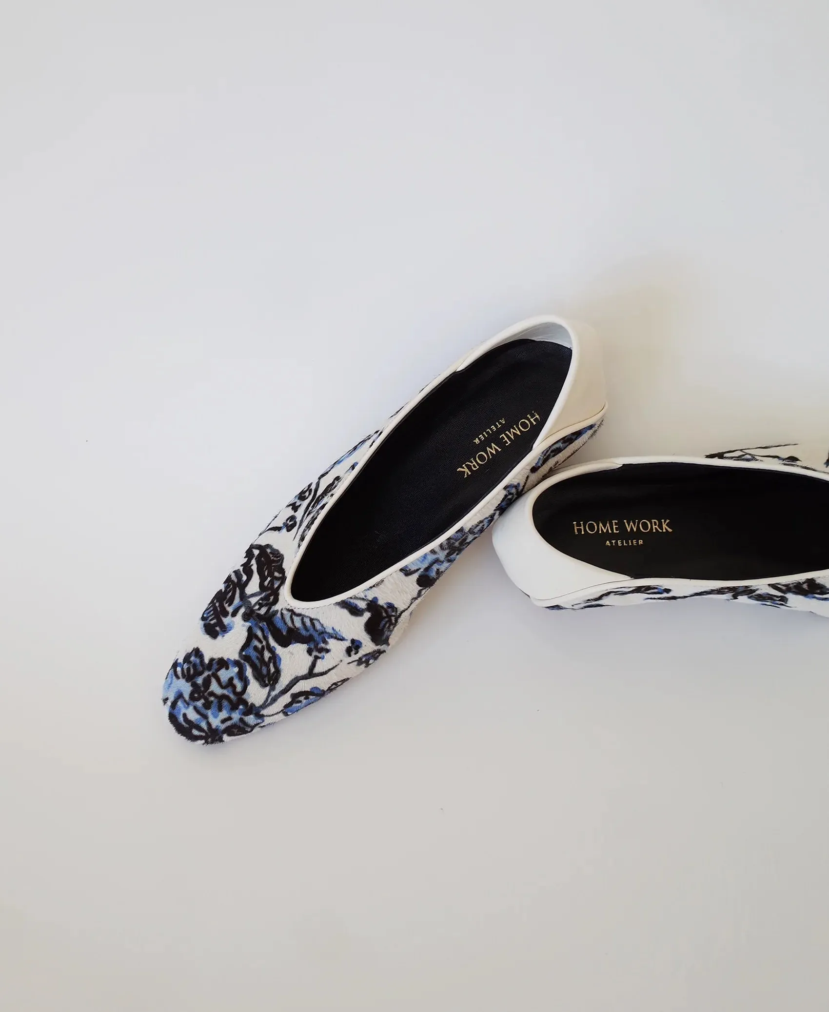Floral Pattern Flat Shoes