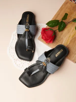 INTERLACED TASSEL KOHLAPURI