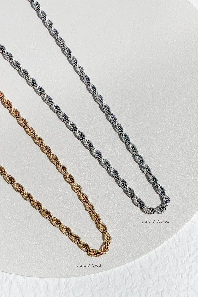 Lottie Chain Necklace