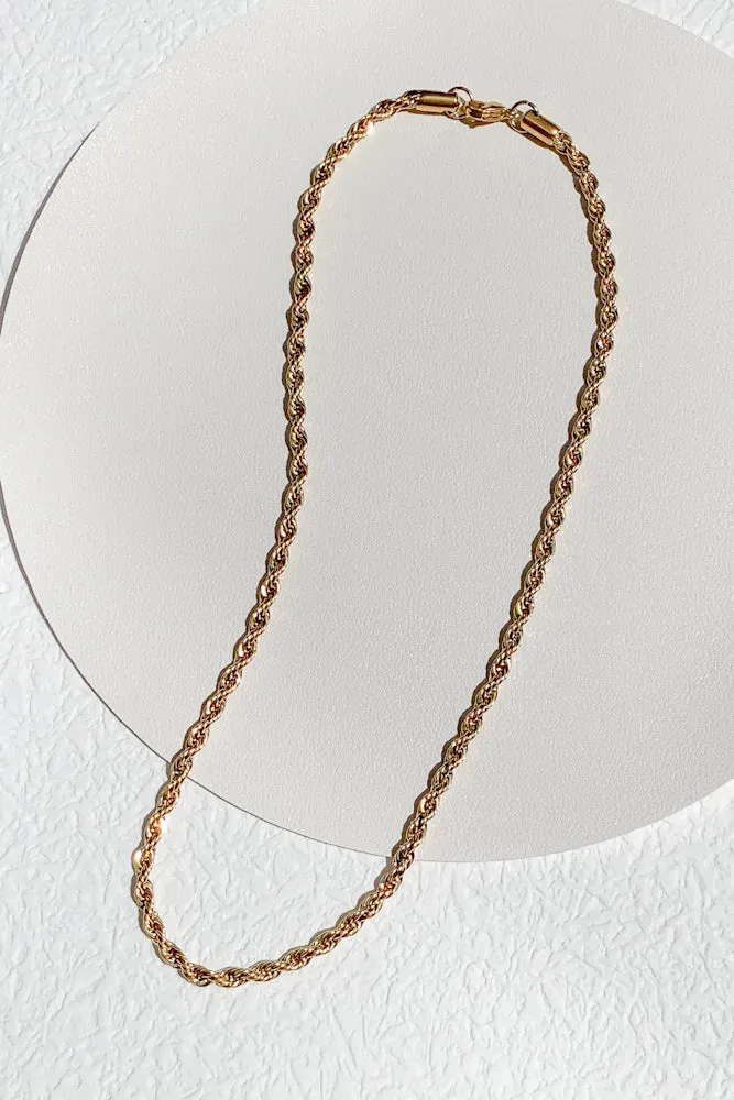 Lottie Chain Necklace