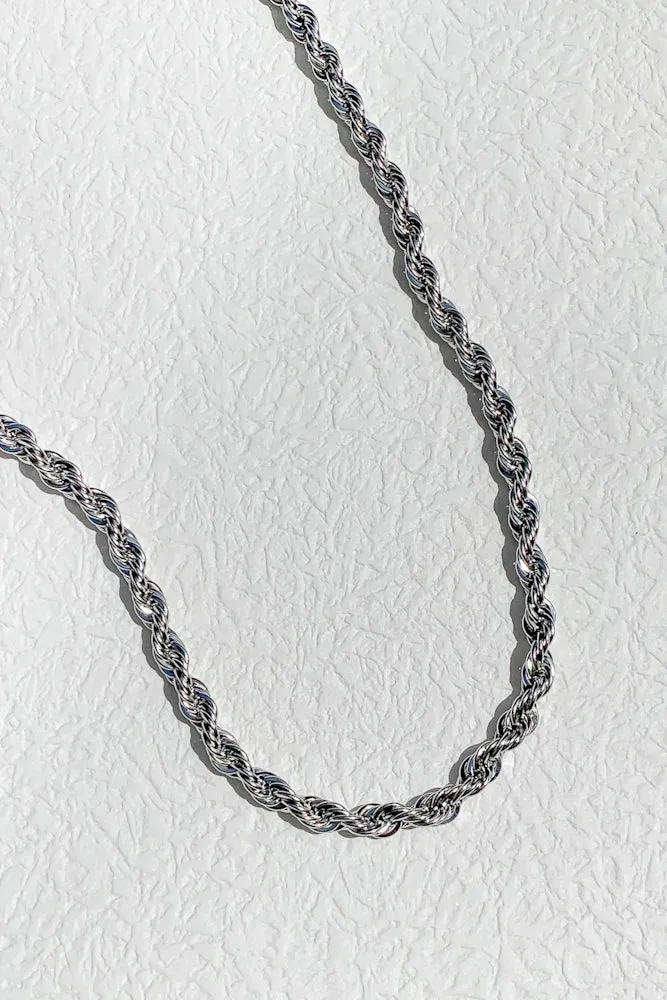 Lottie Chain Necklace