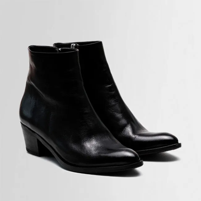 MAE soft BLACK (SAMPLE) Size 37