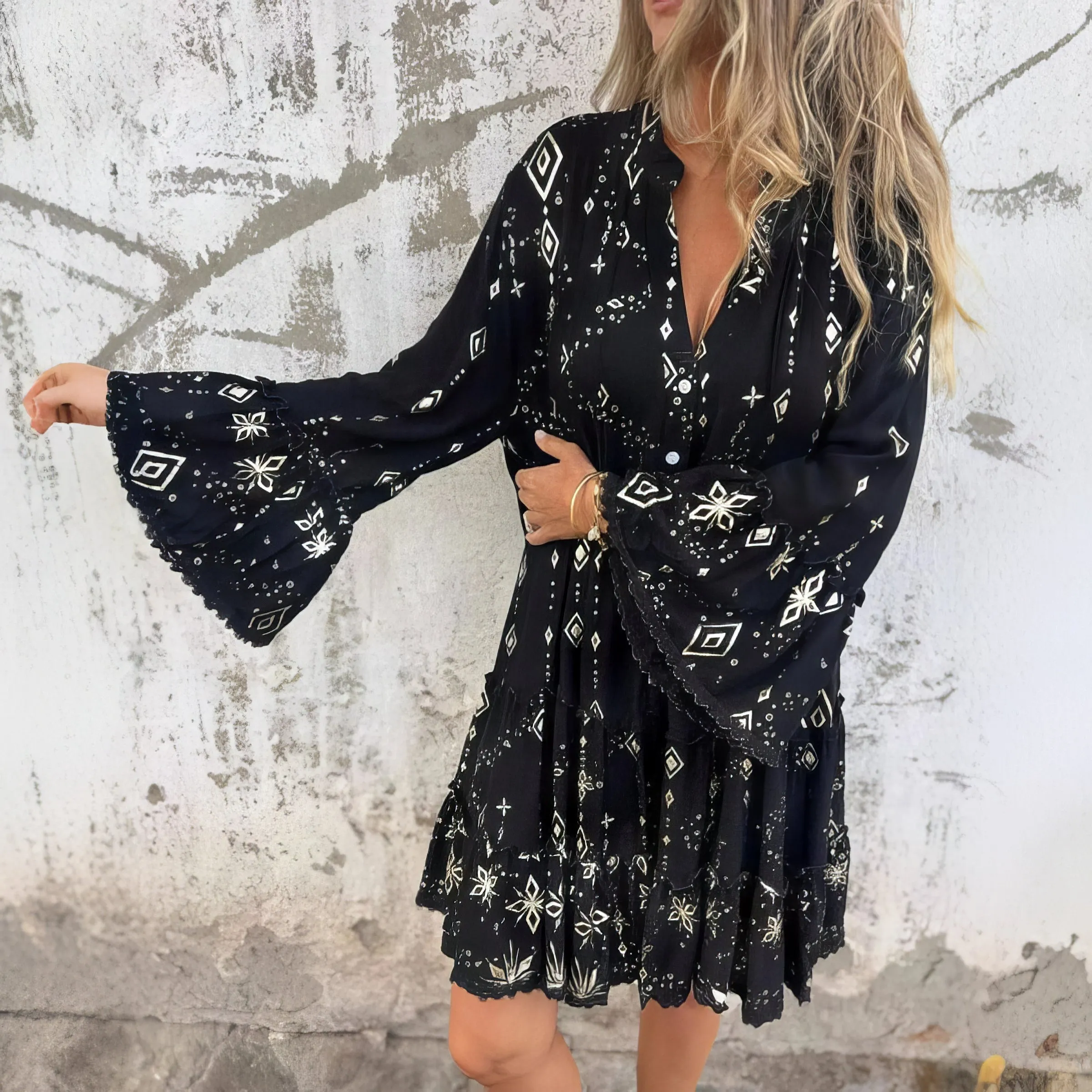 Mara - Trendy Long Sleeve Mini Dress