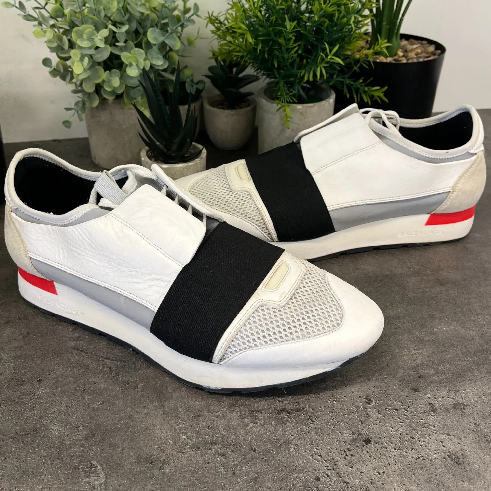 Men's Race Runner Low Trainers White Size EU 40 / UK 6