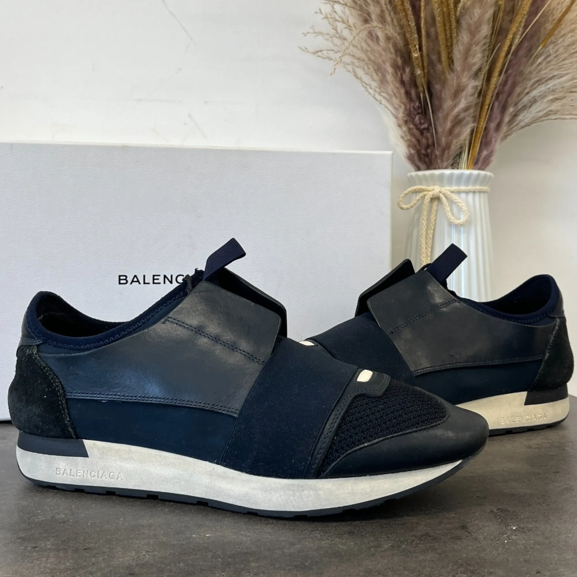 Men's Race Runners Low Trainers Navy Size EU 40 / UK 6
