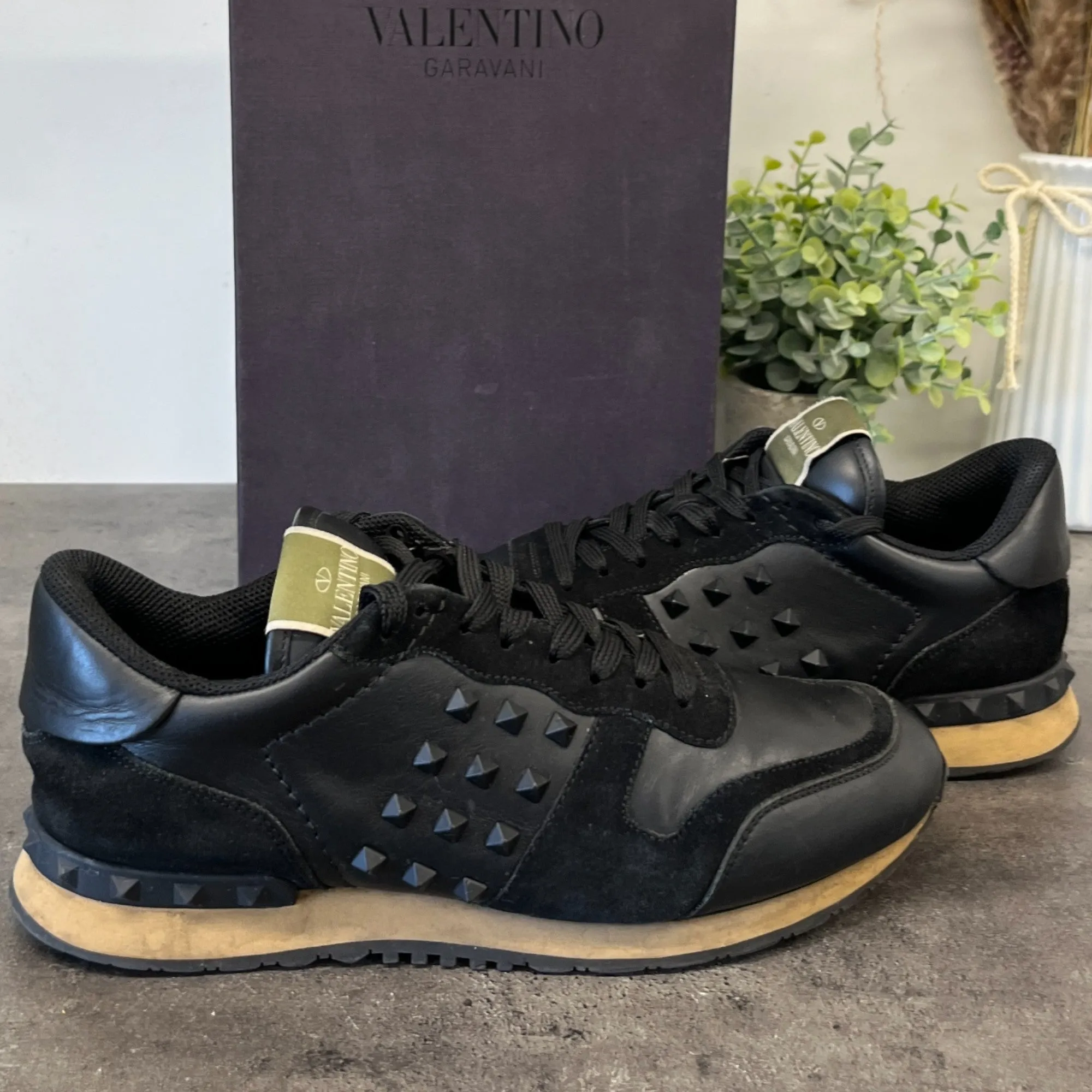 Men's Rockrunner Low Trainers Black Size EU 42 / UK 8