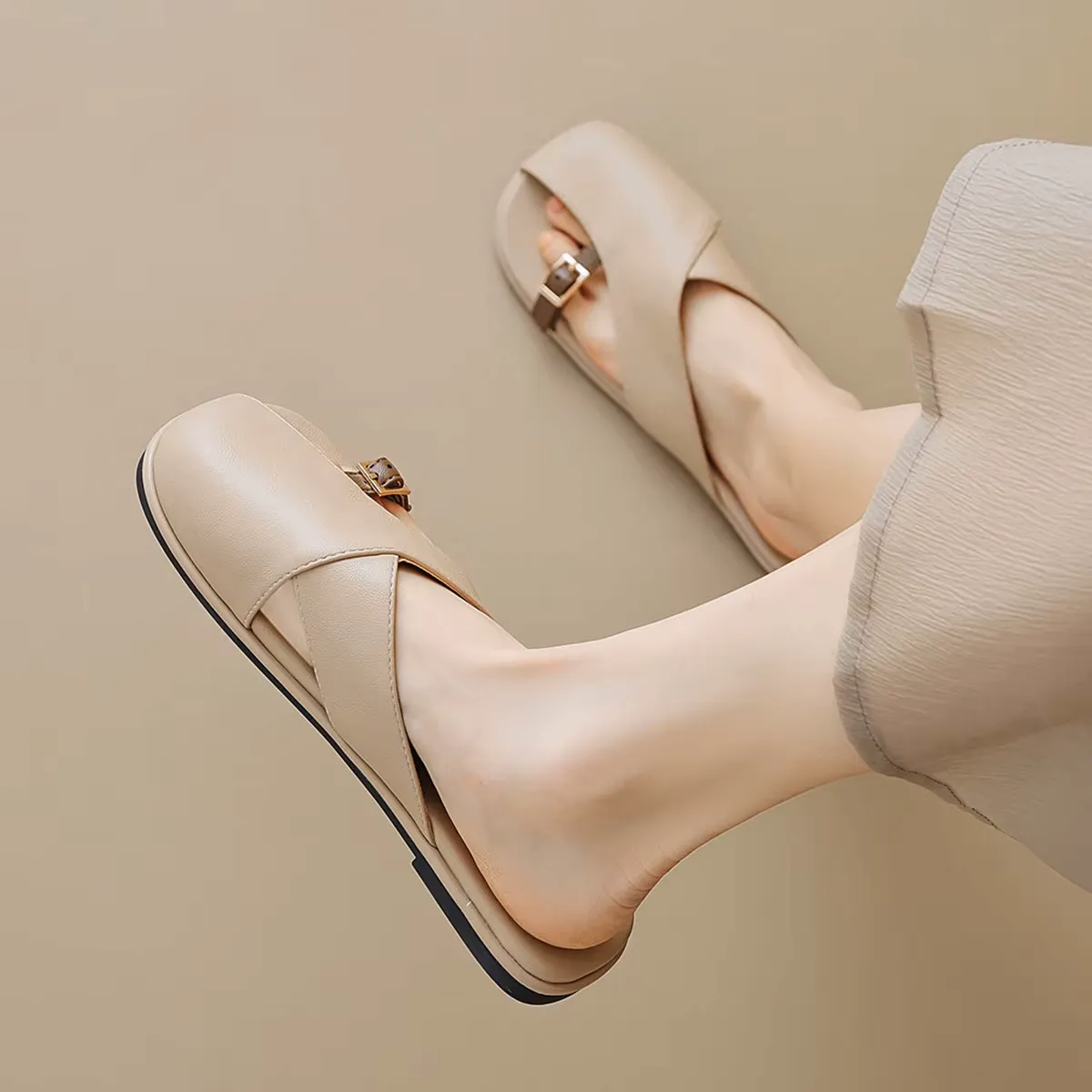 MEYER JANE BUCKLE FLATS