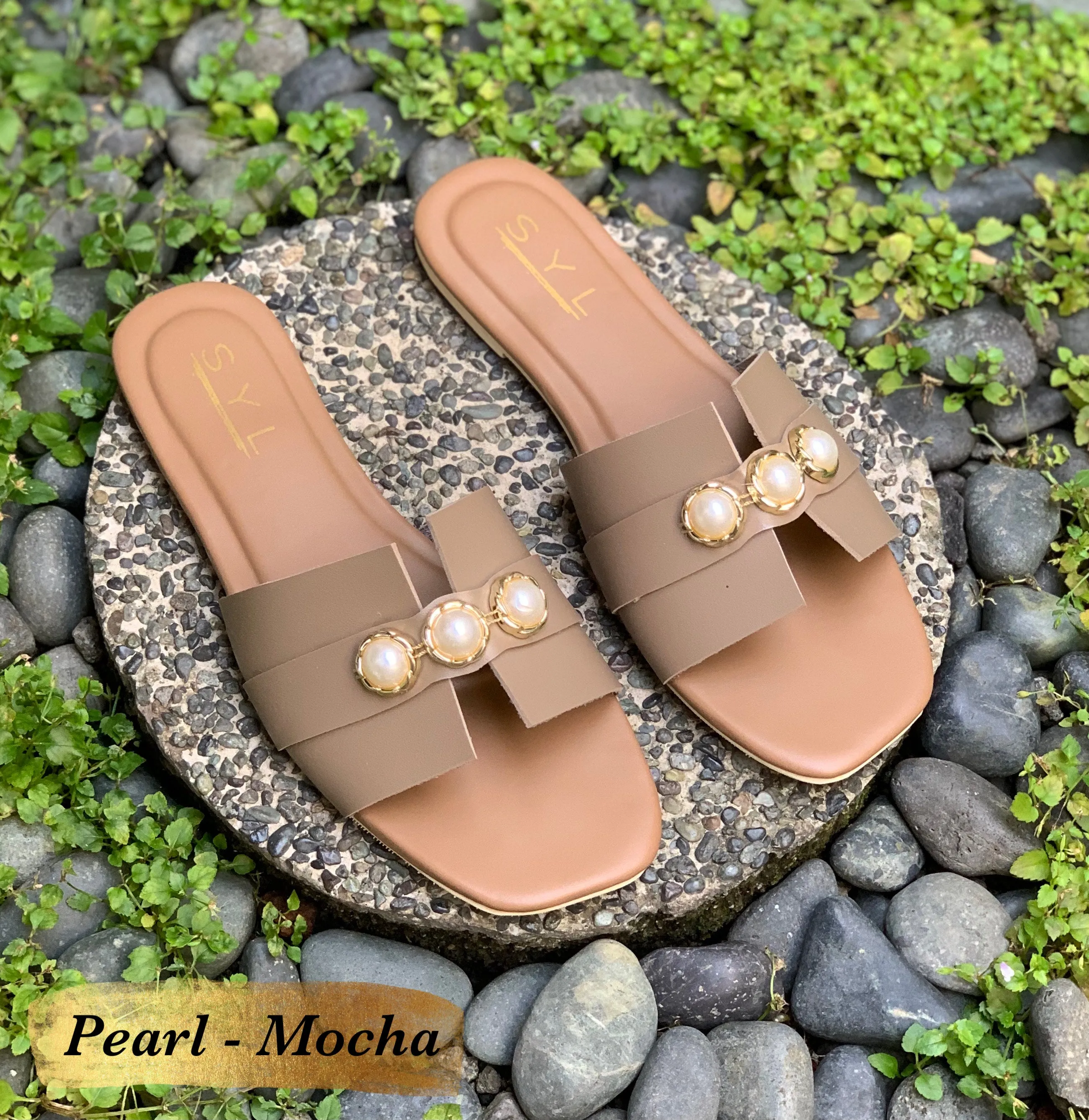 PEARL flats by SYL