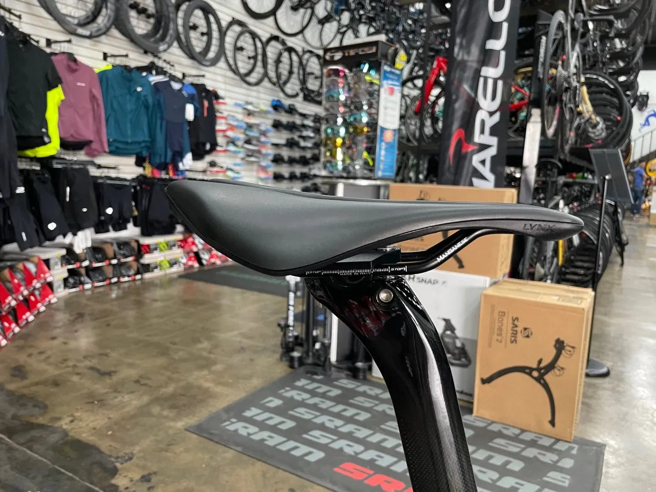 Pinarello Dogma F12 Disc SRAM Force eTap AXS - Fulcrum Racing 5 - BOB 2021 DEMO