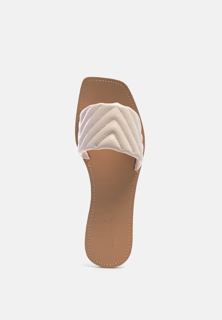 Quilted Flat Slides