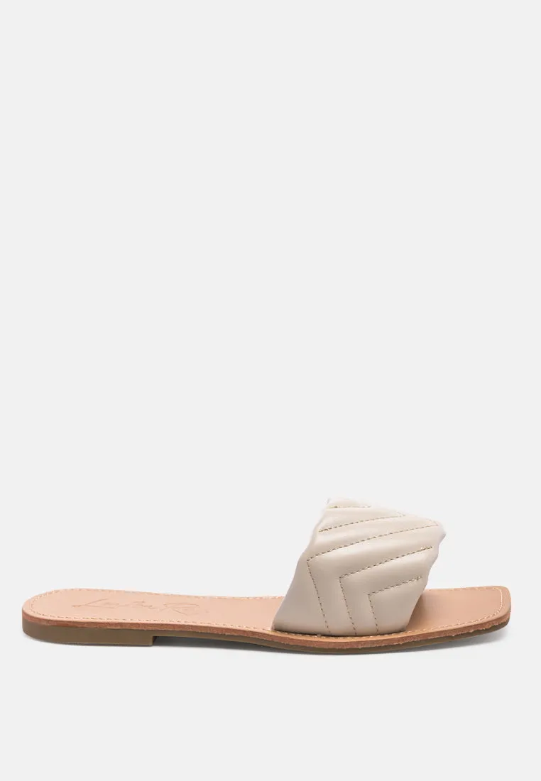 Quilted Flat Slides