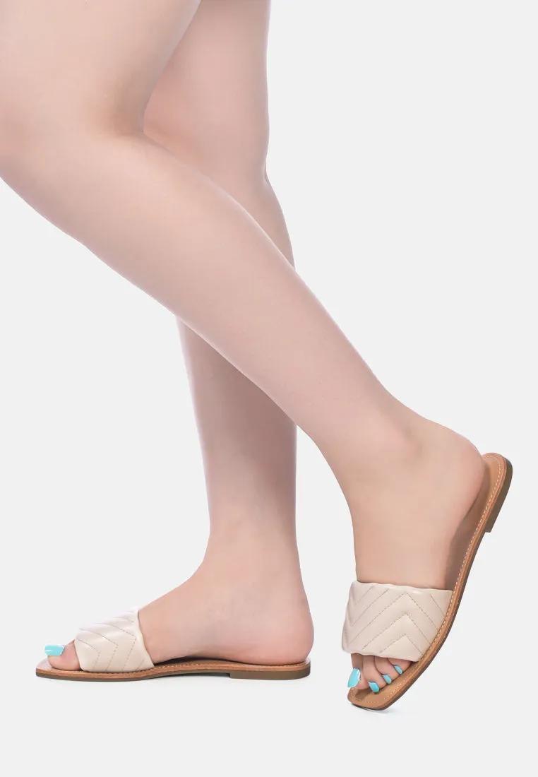 Quilted Flat Slides