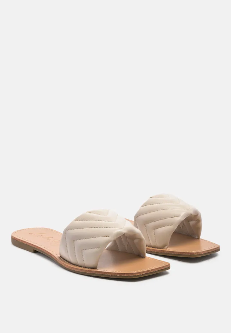 Quilted Flat Slides