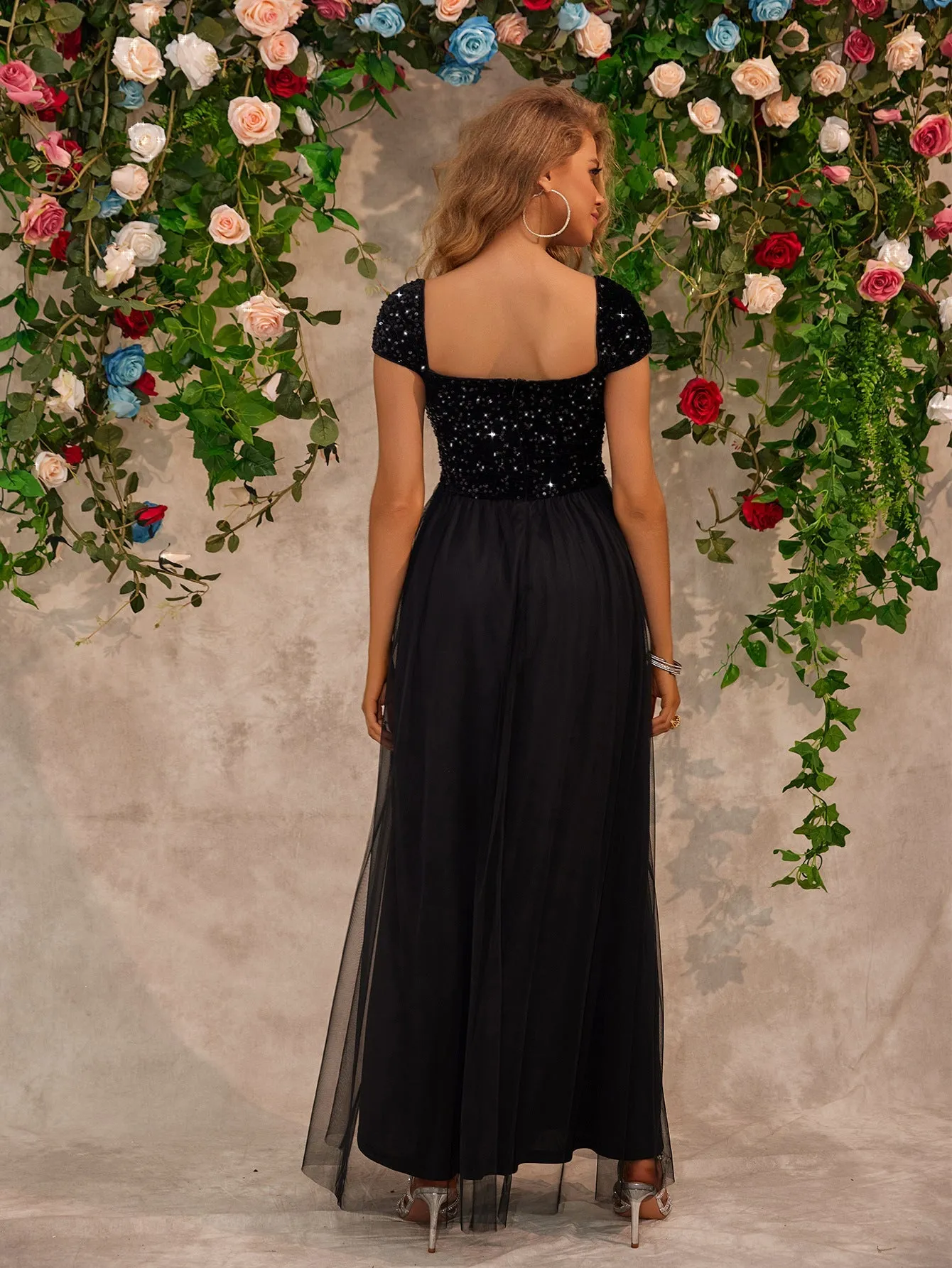 Sparkling Sequin Mesh Dress for Captivating Summer Evenings