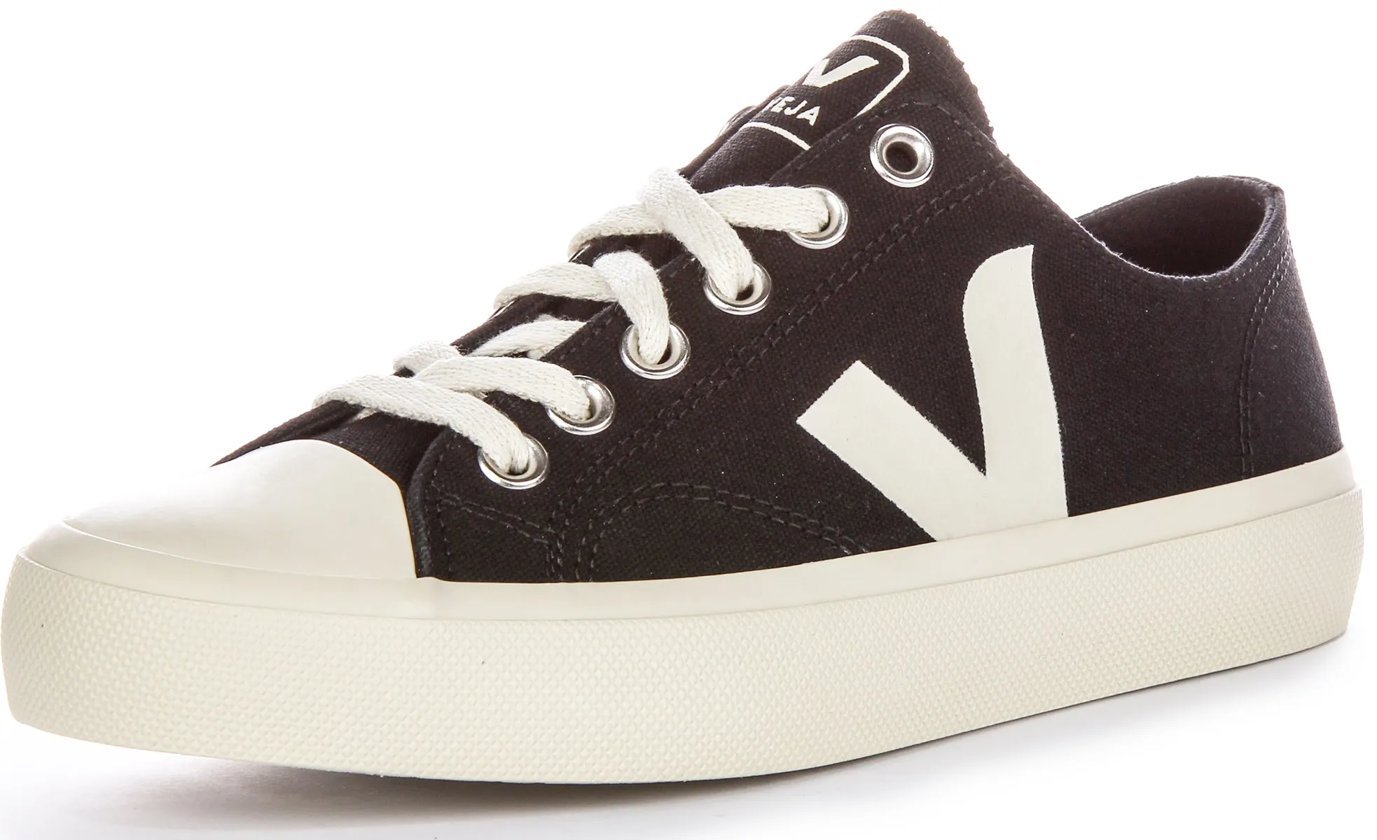 Veja Wata Ii Low In Black For Women