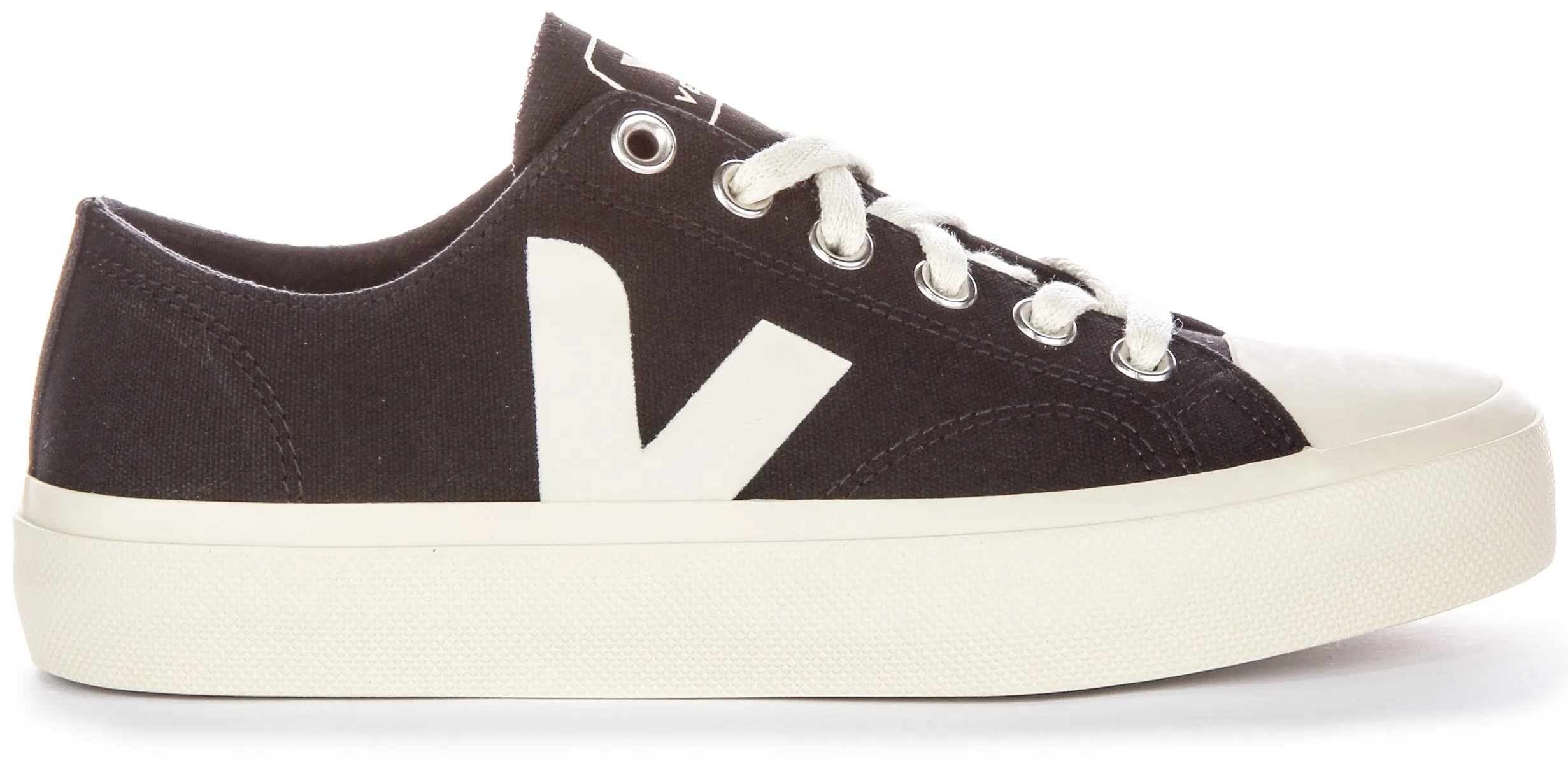 Veja Wata Ii Low In Black For Women