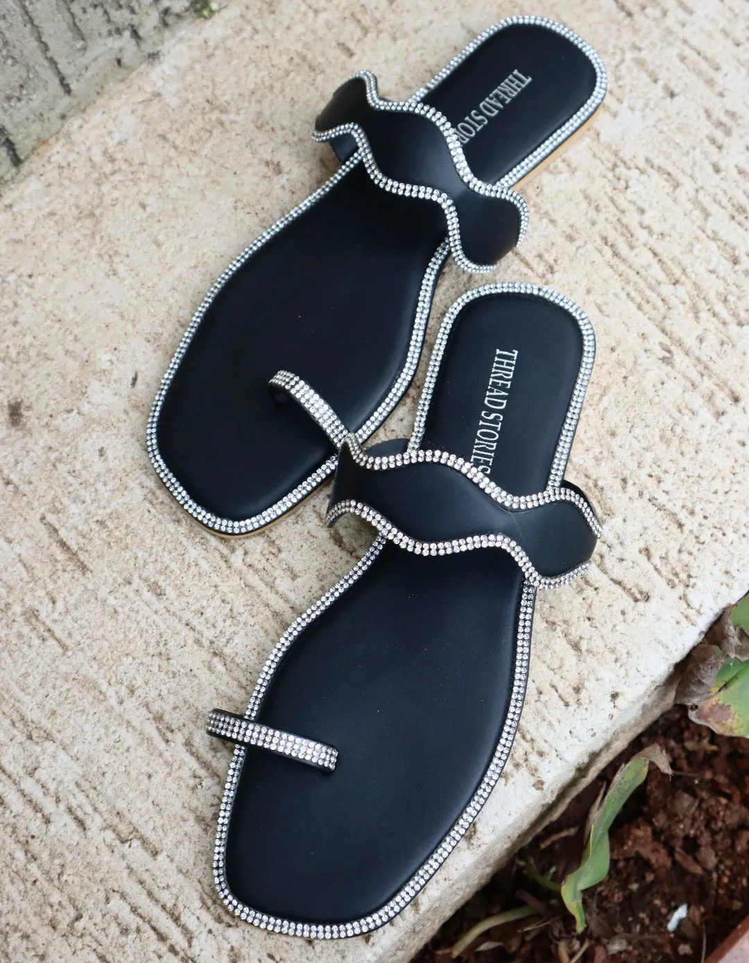 Wavy (Black)- Sample