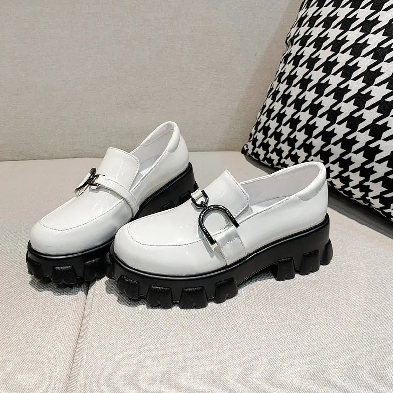 woloong Spring New Slip ons Shallow Shoes Women Metal Chain Buckle Platform Chunky Heels Casual Shoes Loafers 33-46 sapato feminino