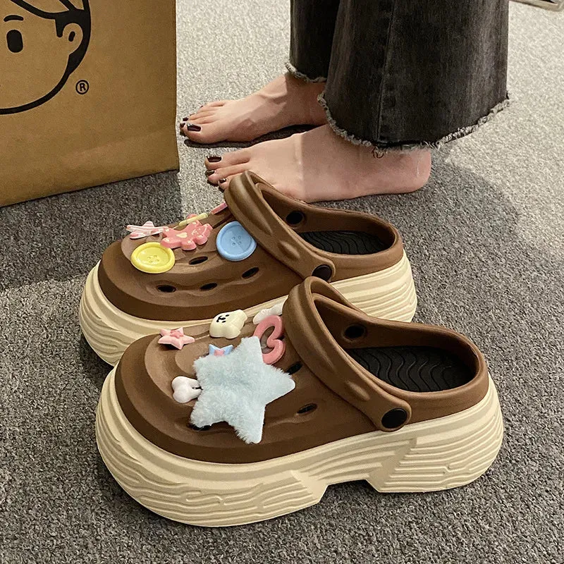 Women Sandals 2024 New Arrival Elegant Clogs Fashion Street Beach Slides Height Increasing Slippers For Girls Hole shoes