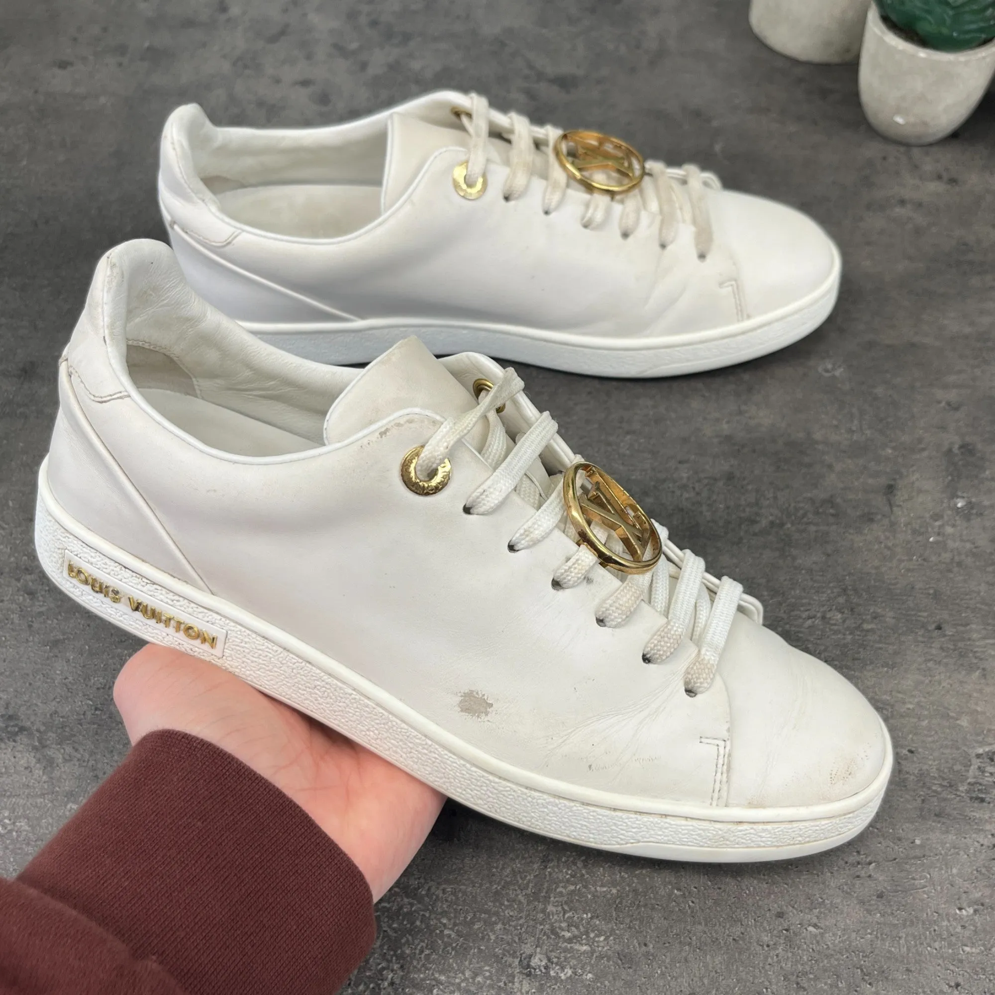 Women's Frontrow Lv Logo Low Trainers White Size EU 37 / UK 4