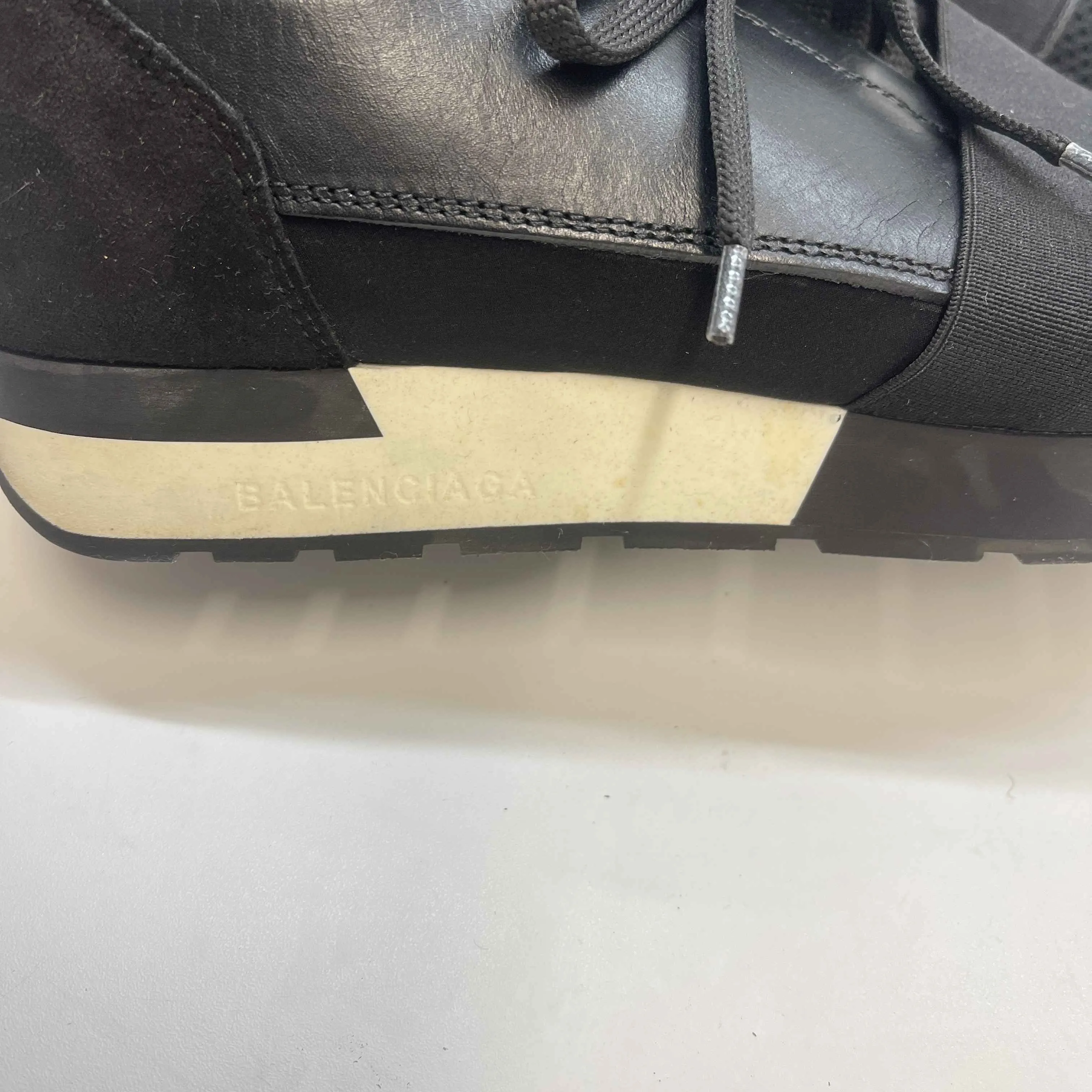 Women's Race Runner Low Trainers Black Size EU 39 / UK 6